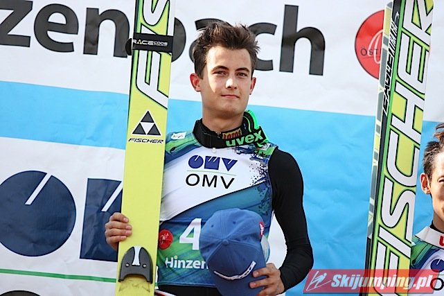 044 Maciej Kot